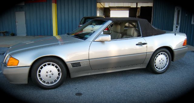 Mercedes-Benz 300 1990 photo 4