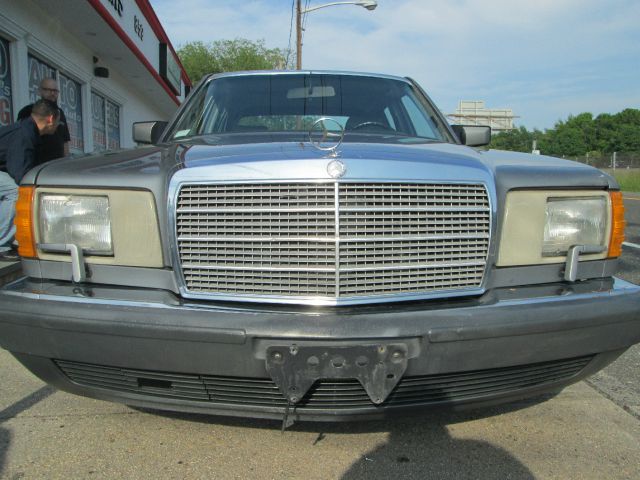 Mercedes-Benz 300 1990 photo 7