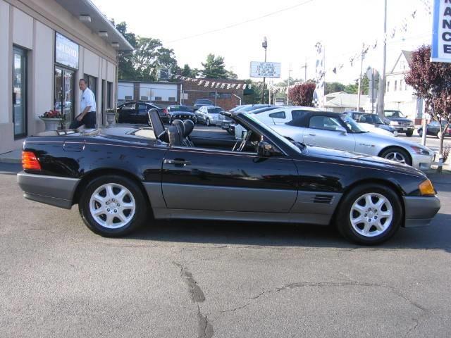 Mercedes-Benz 300 1992 photo 3