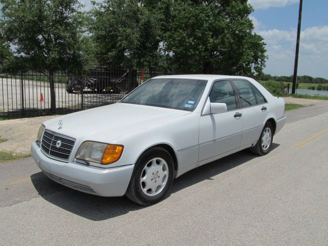 Mercedes-Benz 300 1993 photo 4