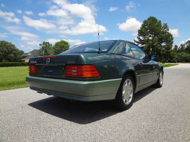 Mercedes-Benz 300 1993 photo 1