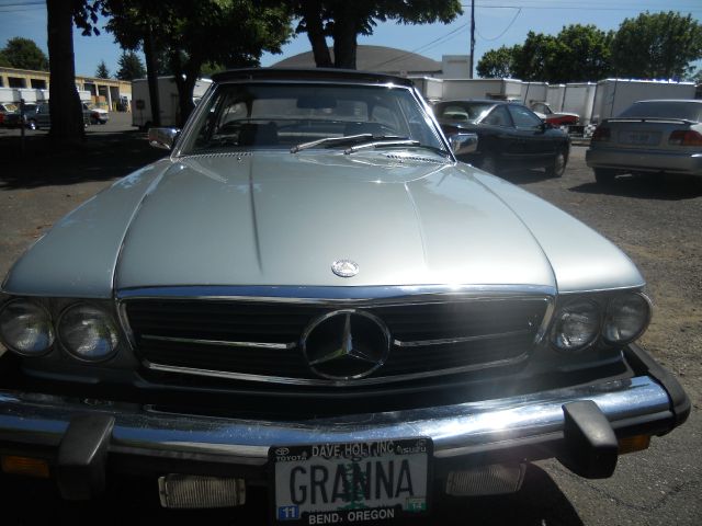 Mercedes-Benz 380 1981 photo 5