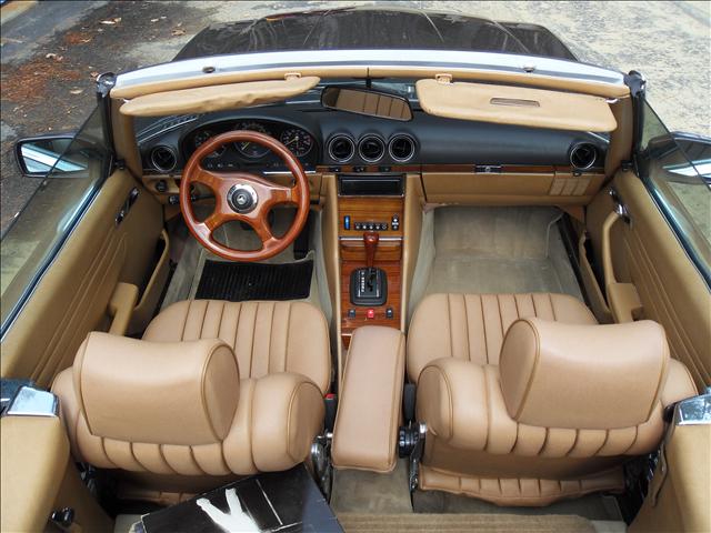 Mercedes-Benz 380 1982 photo 3
