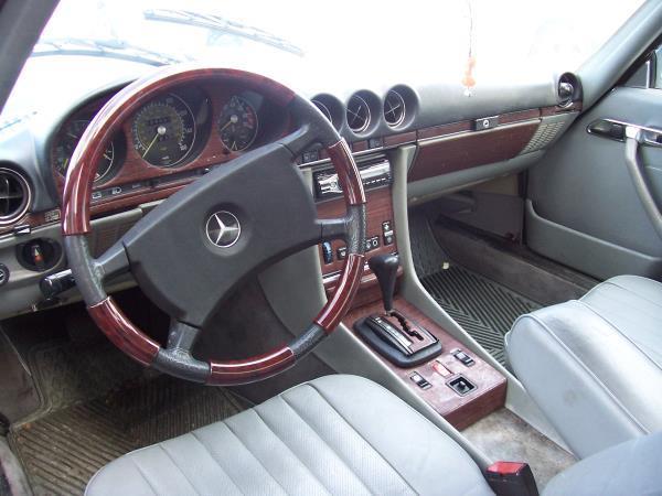Mercedes-Benz 380 1983 photo 0