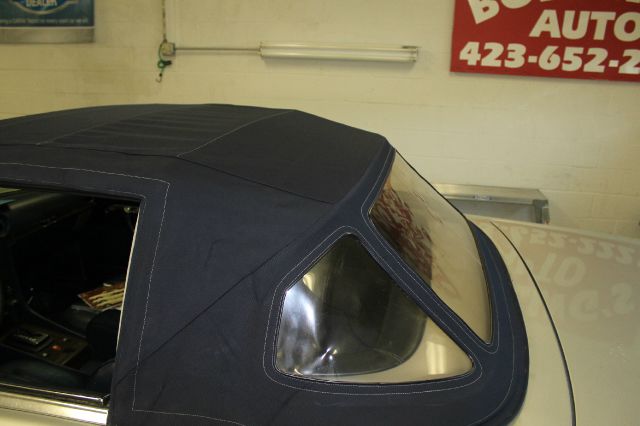 Mercedes-Benz 380 1983 photo 4