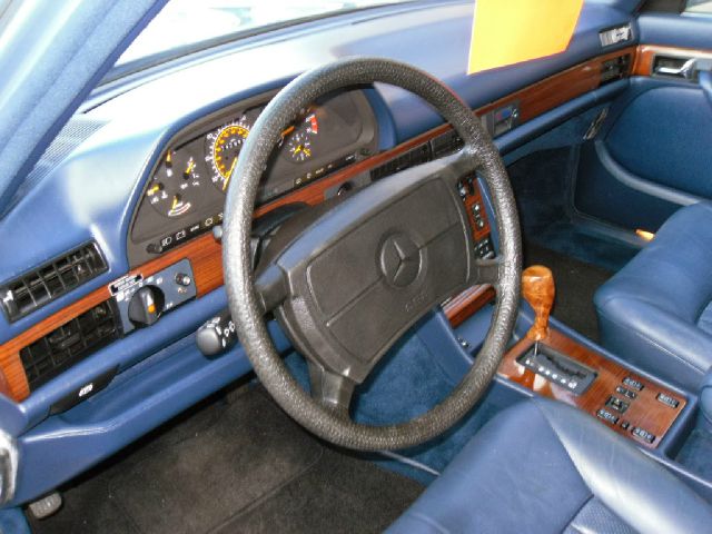 Mercedes-Benz 420 1986 photo 1