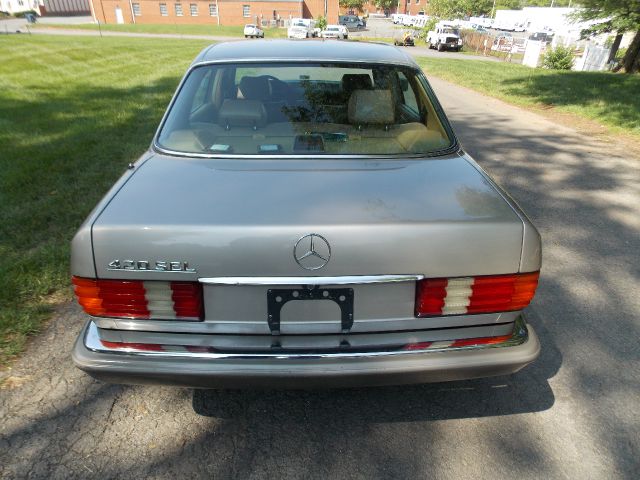 Mercedes-Benz 420 1987 photo 28