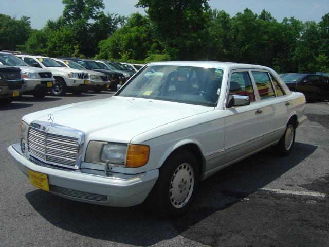 Mercedes-Benz 420 1990 photo 2
