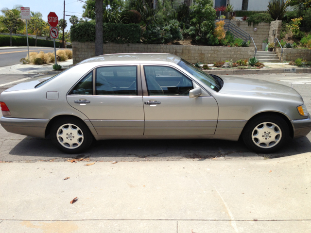 Mercedes-Benz 420 1995 photo 1