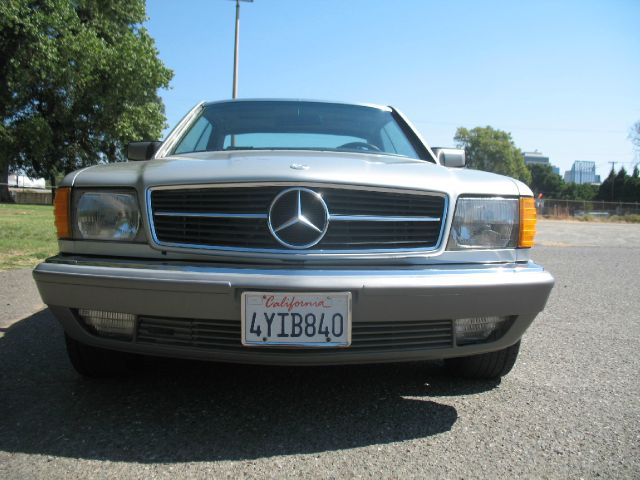 Mercedes-Benz 500 1985 photo 3