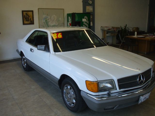 Mercedes-Benz 560 1986 photo 2