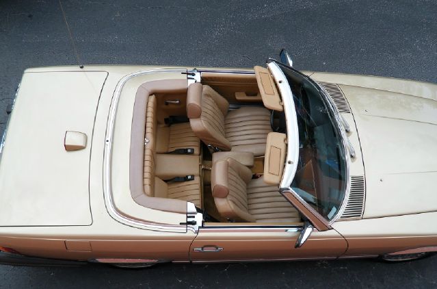 Mercedes-Benz 560 1986 photo 1