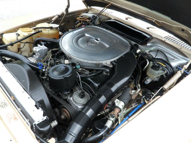 Mercedes-Benz 560 1986 photo 15