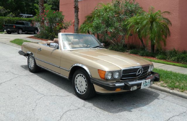 Mercedes-Benz 560 1986 photo 24