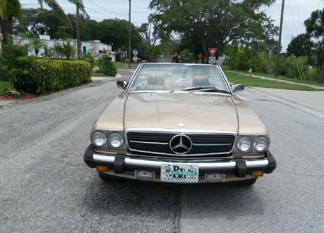 Mercedes-Benz 560 1986 photo 26