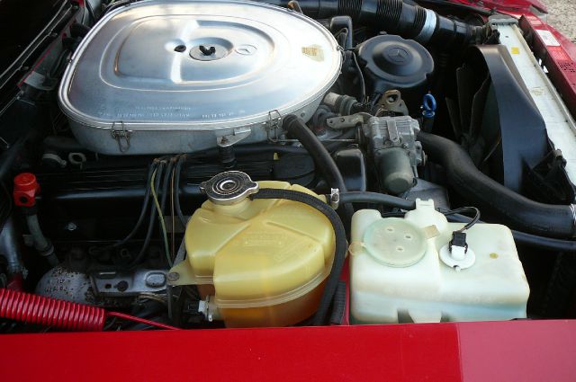 Mercedes-Benz 560 1987 photo 12