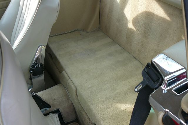 Mercedes-Benz 560 1987 photo 14