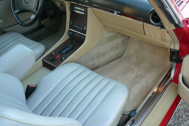 Mercedes-Benz 560 1987 photo 16