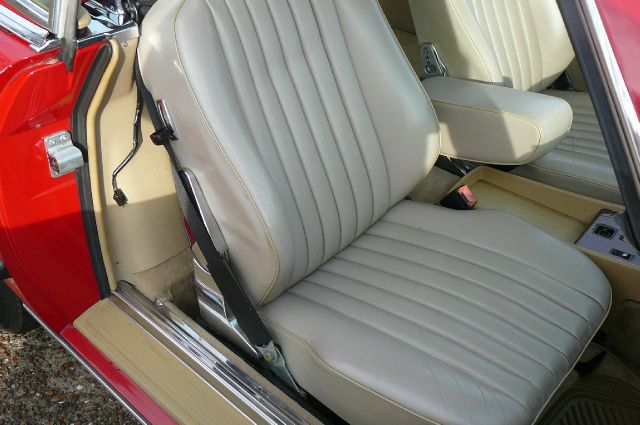 Mercedes-Benz 560 1987 photo 30