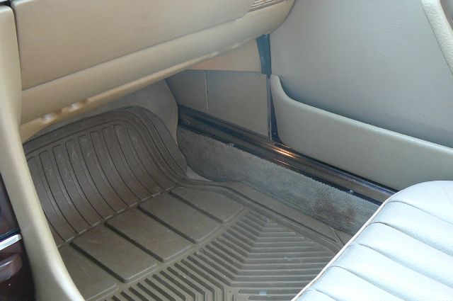 Mercedes-Benz 560 1987 photo 7