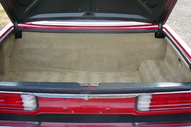 Mercedes-Benz 560 1987 photo 9