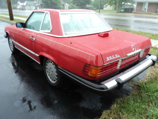 Mercedes-Benz 560 1987 photo 1