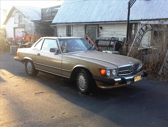 Mercedes-Benz 560 1987 photo 1