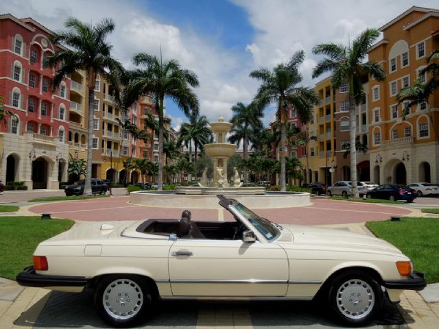 Mercedes-Benz 560 1987 photo 2