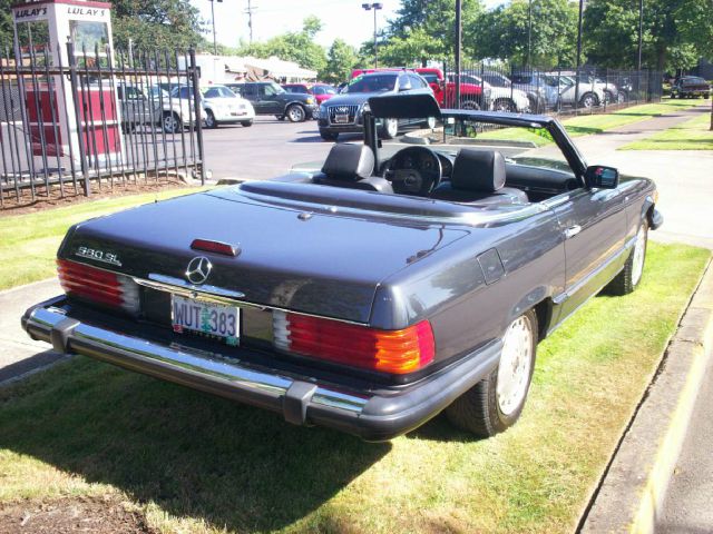 Mercedes-Benz 560 1988 photo 1