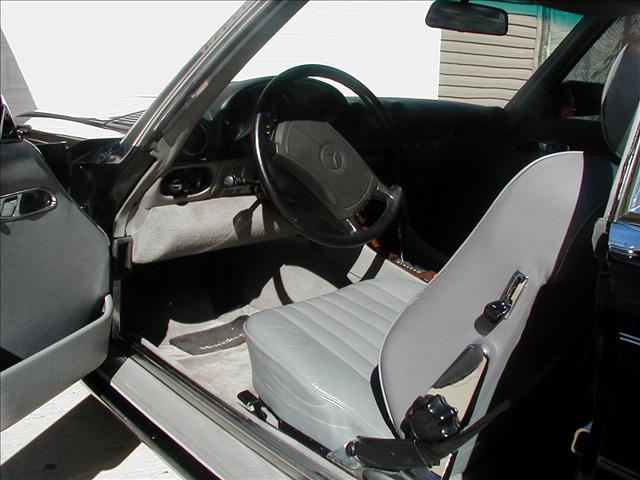 Mercedes-Benz 560 1988 photo 2