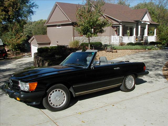 Mercedes-Benz 560 1988 photo 3