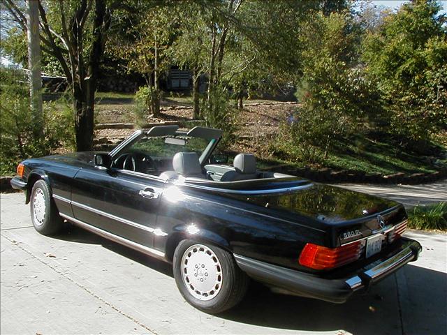 Mercedes-Benz 560 1988 photo 4