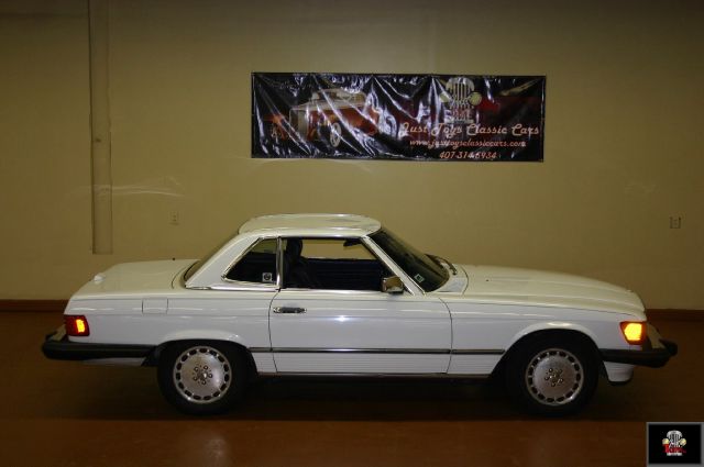 Mercedes-Benz 560 1989 photo 4