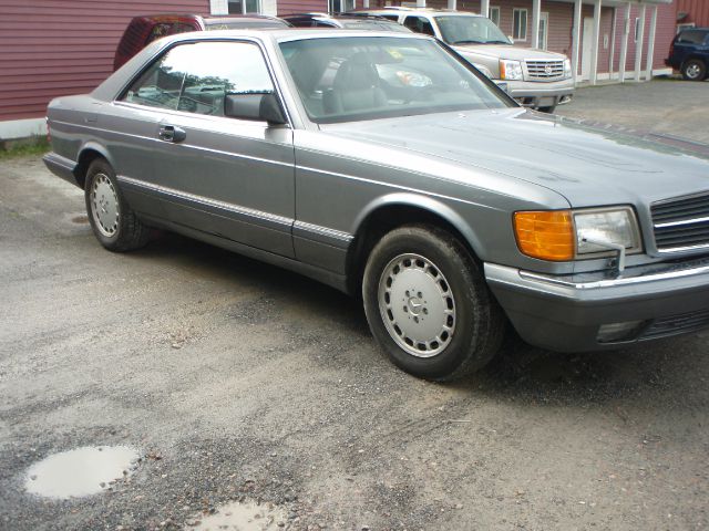 Mercedes-Benz 560 1989 photo 2
