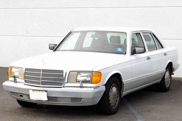 Mercedes-Benz 560 1991 photo 2
