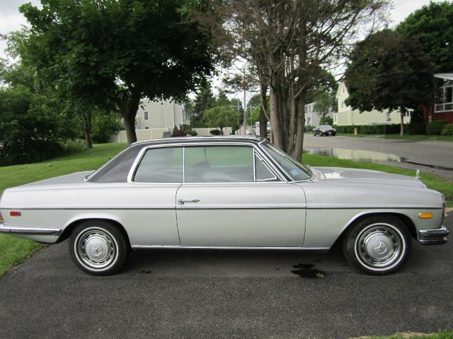 Mercedes-Benz C-Class 1971 photo 4