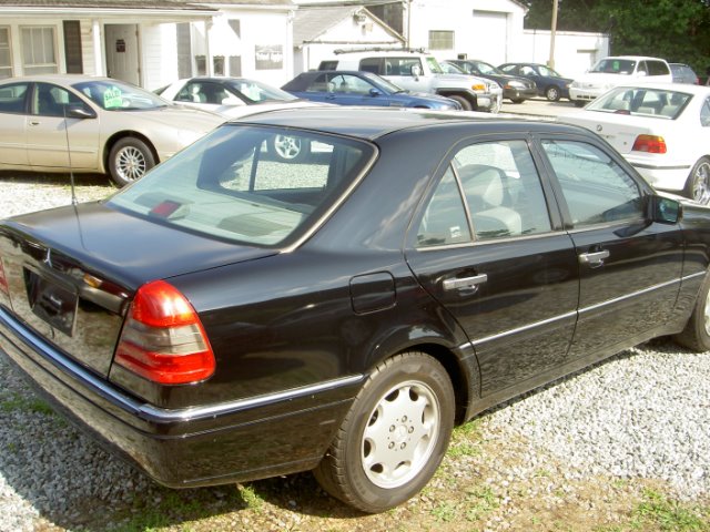 Mercedes-Benz C-Class 1994 photo 1