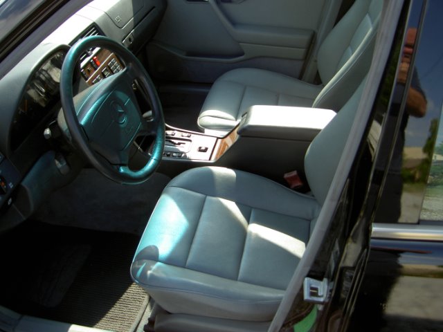 Mercedes-Benz C-Class 1994 photo 2