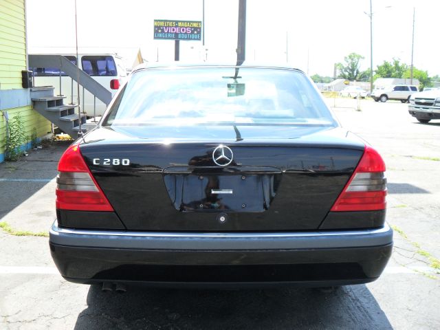 Mercedes-Benz C-Class Clk350 Coupe Sedan