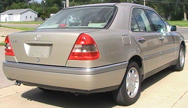 Mercedes-Benz C-Class 1995 photo 3