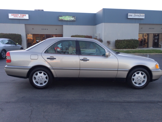 Mercedes-Benz C-Class 1995 photo 3