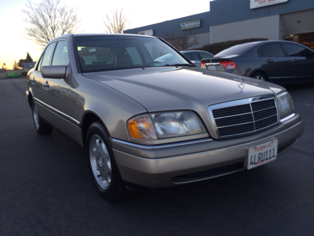 Mercedes-Benz C-Class 1995 photo 4