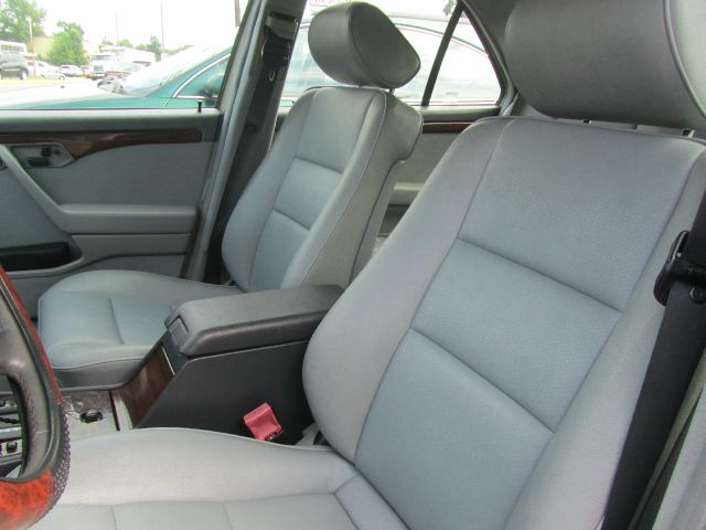 Mercedes-Benz C-Class 1995 photo 3