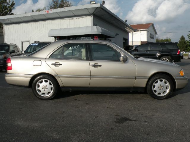 Mercedes-Benz C-Class Clk350 Coupe Sedan