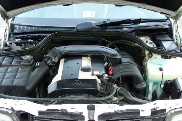 Mercedes-Benz C-Class 1996 photo 11