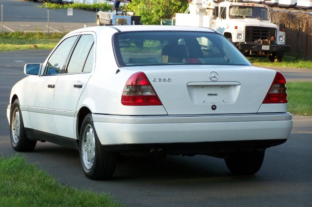 Mercedes-Benz C-Class 1996 photo 18