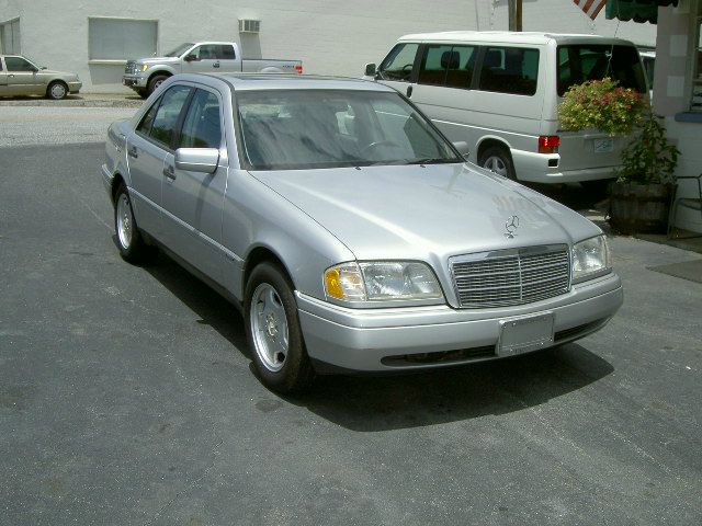 Mercedes-Benz C-Class 1996 photo 1