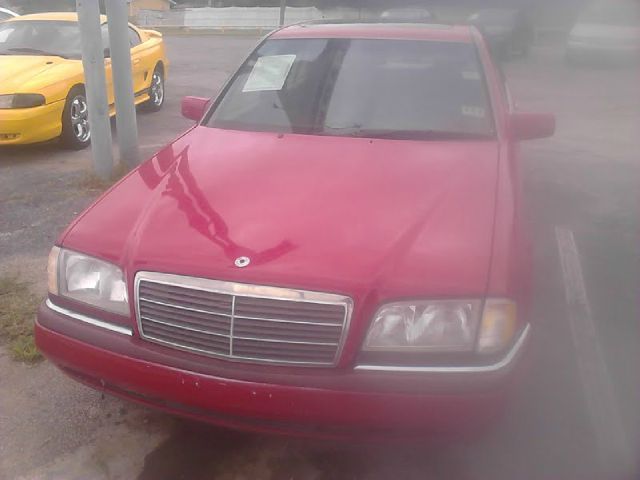 Mercedes-Benz C-Class 1996 photo 2