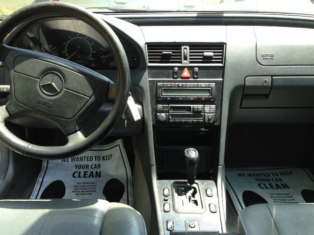 Mercedes-Benz C-Class 1997 photo 1