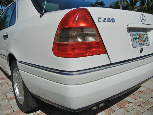 Mercedes-Benz C-Class 1997 photo 1